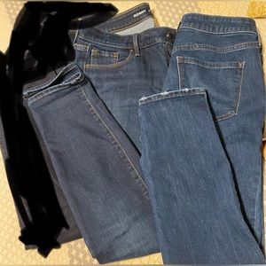 2 Pair Old Navy Mid-Rise Pop Icon Skinny jeans